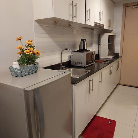 Sea Residences Moa Jaylord Place Manila Exteriör bild