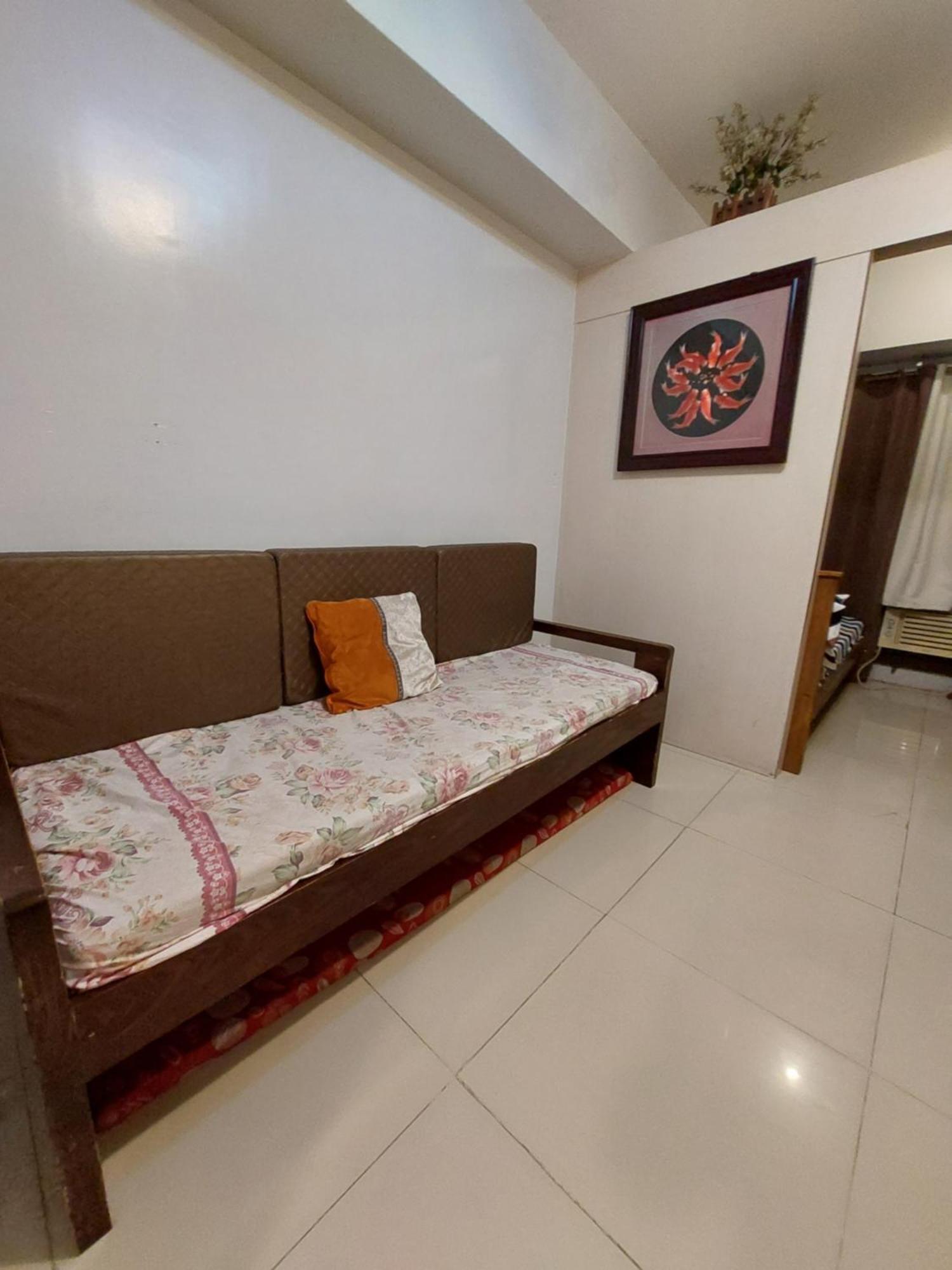 Sea Residences Moa Jaylord Place Manila Exteriör bild